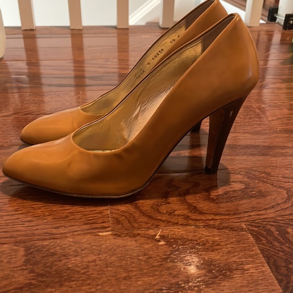 Kenneth Cole New York Size 10 Womens Tan Heels - Picture 5 of 8